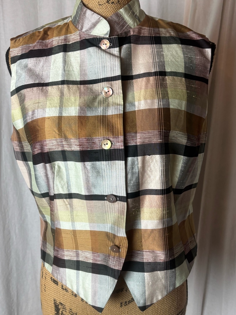 Doncaster Silk Plaid Sleeveless Mandarin Collar Top Vest Sz 8 Earth Tones